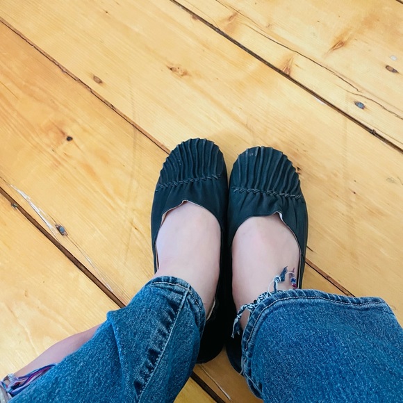 CHOCOLAT BLU Women's Flats - Picture 8 of 11